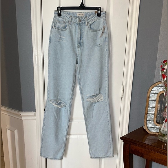 PacSun Denim - Pacsun women’s 90’s boyfriend high rise‎ relaxed leg size 26 light wash
